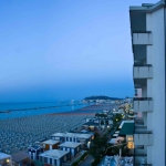 Vacanze al mare con i bambini: offerte hotel e parchi divertimento