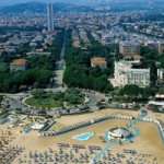 Alberghi a Rimini vicino al mare: offerte e last minute