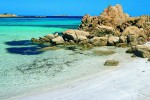 Vacanze per famiglie in Sardegna: hotel con spiaggia vicino all’aereoporto